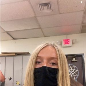 Meet your Posher, Hannah